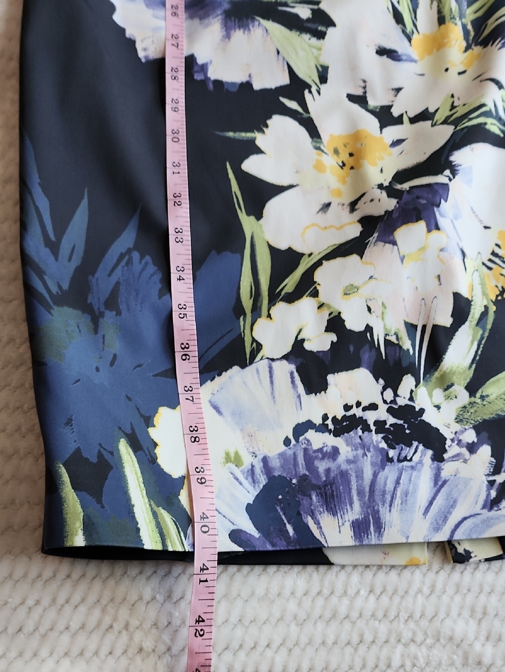 Karen Millen Floral V-Neck Sheath Dress - Navy & White - Picture 9 of 11